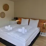 Hofje Maas 3* זנדוורט