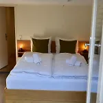 Hofje Maas זנדוורט