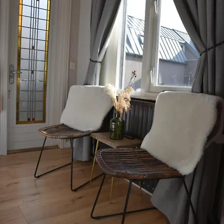 Hofje Maas فندق 3*