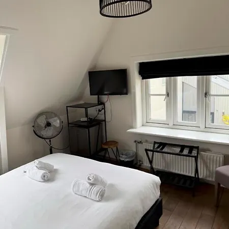Hotel Hofje Maas